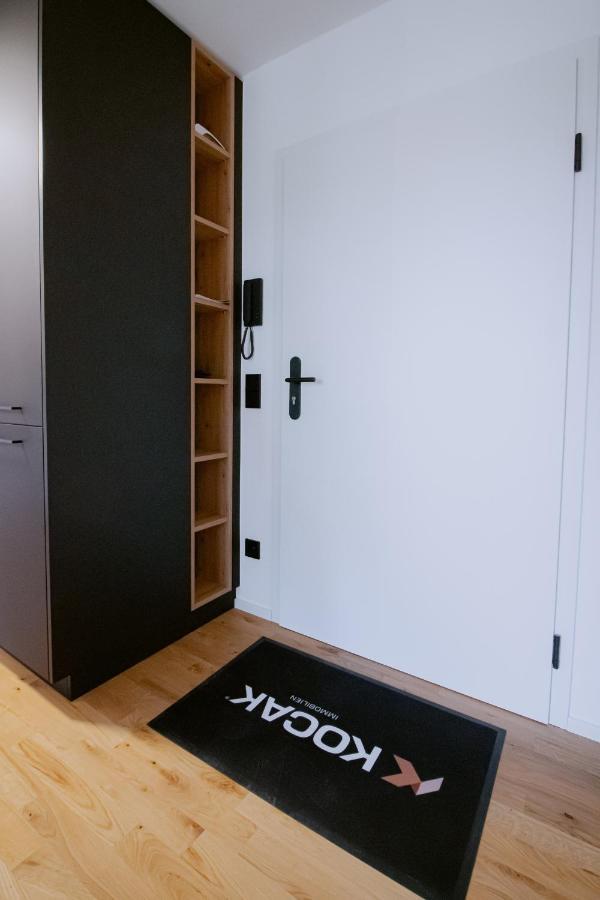 Kocak - Exklusives Apartment In Zentrumsnaehe Reutlingen Extérieur photo